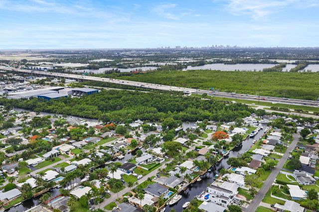 2625 Gulfstream Lane, Fort Lauderdale, FL 33312