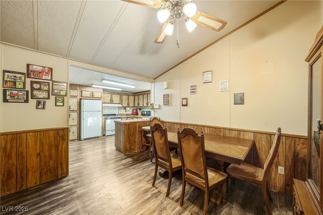 590 Roumm Avenue, Pahrump, NV 89060