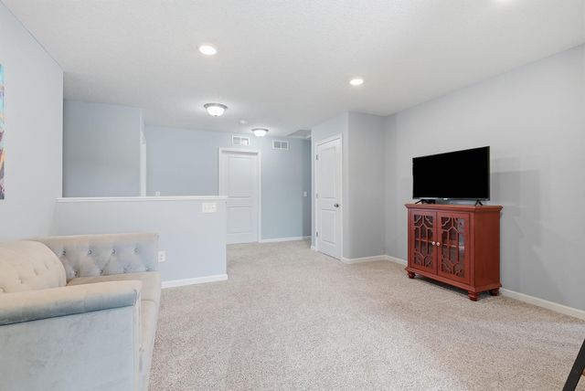 11780 Evergreen Circle N, Dayton, MN 55327