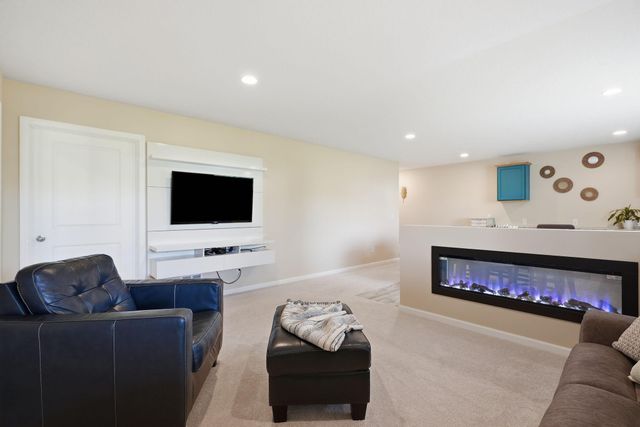 11780 Evergreen Circle N, Dayton, MN 55327
