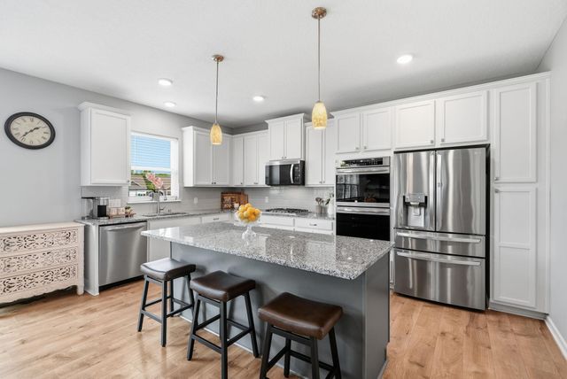 11780 Evergreen Circle N, Dayton, MN 55327