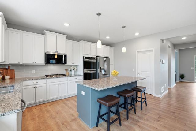 11780 Evergreen Circle N, Dayton, MN 55327