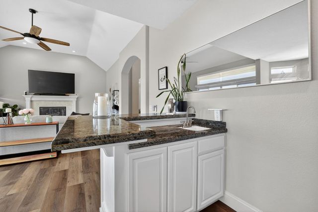 664 Shoreline Pointe, El Dorado Hills, CA 95762
