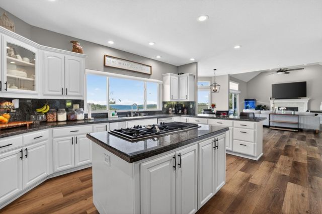 664 Shoreline Pointe, El Dorado Hills, CA 95762