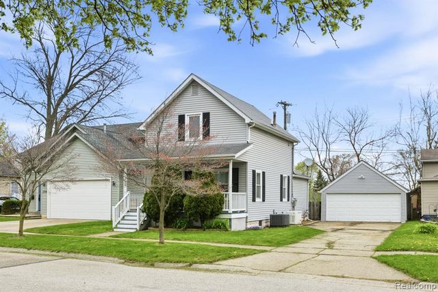2708 Forest Street, Port Huron, MI 48060