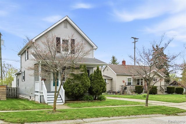 2708 Forest Street, Port Huron, MI 48060
