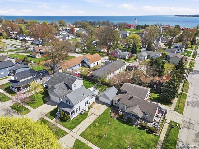 2708 Forest Street, Port Huron, MI 48060