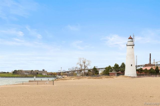 2708 Forest Street, Port Huron, MI 48060