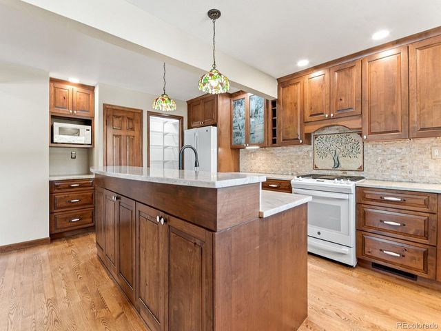 1929 Interlocken Dr, Evergreen, CO 80439