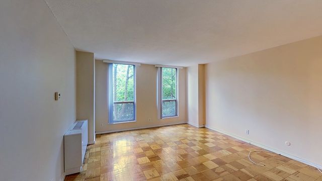 77 Pond Ave. 408, Brookline, MA 02445