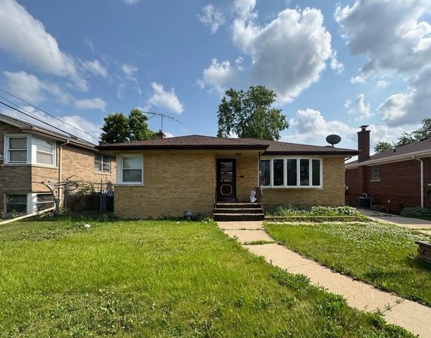 2204 W 14th Street, Broadview, IL 60155