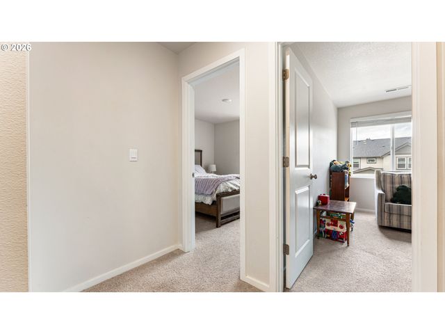 2983 FENYA St, Springfield, OR 97477