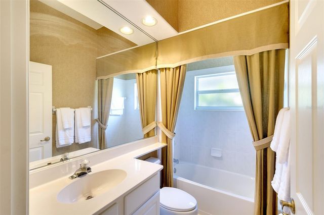 3022 WOODLAND FERN DRIVE, Parrish, FL 34219