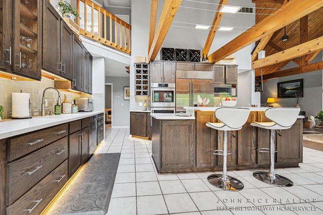 6155 Oakmont Landing Se, Caledonia Twp, MI 49302