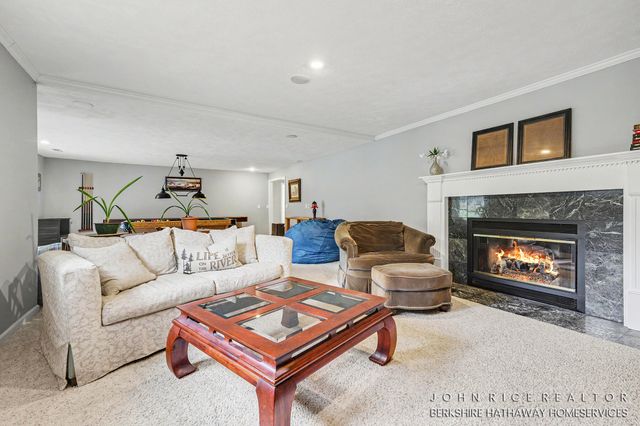 6155 Oakmont Landing Se, Caledonia Twp, MI 49302