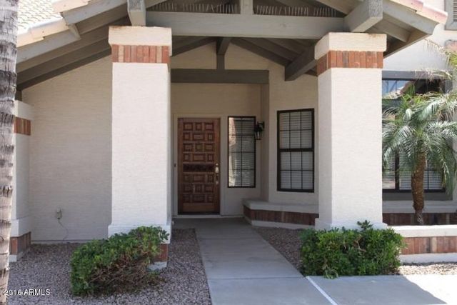 6933 W SACK Drive, Glendale, AZ 85308