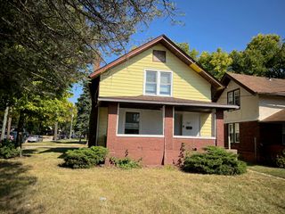 1425 Auburn Street, Rockford, IL 61103