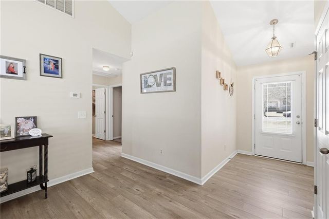 1372 Summer Hill Court, Sugar Hill, GA 30518