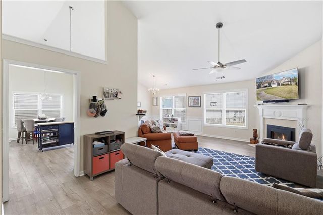 1372 Summer Hill Court, Sugar Hill, GA 30518