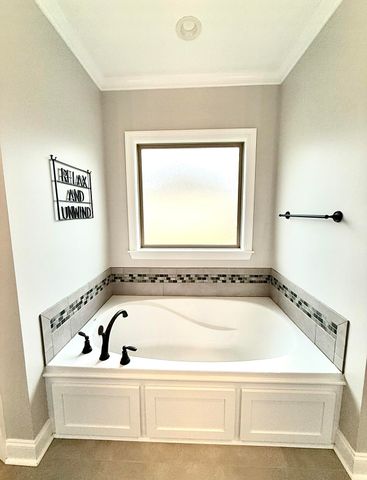 38 Copperfield Dr., Hattiesburg, MS 39402