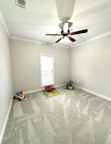 38 Copperfield Dr., Hattiesburg, MS 39402