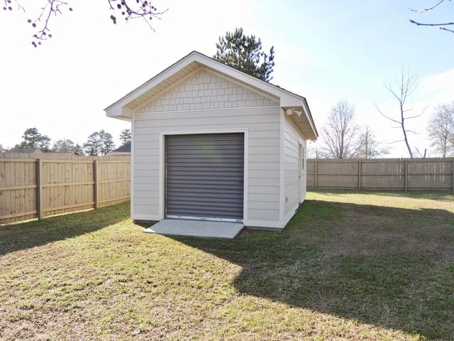 38 Copperfield Dr., Hattiesburg, MS 39402