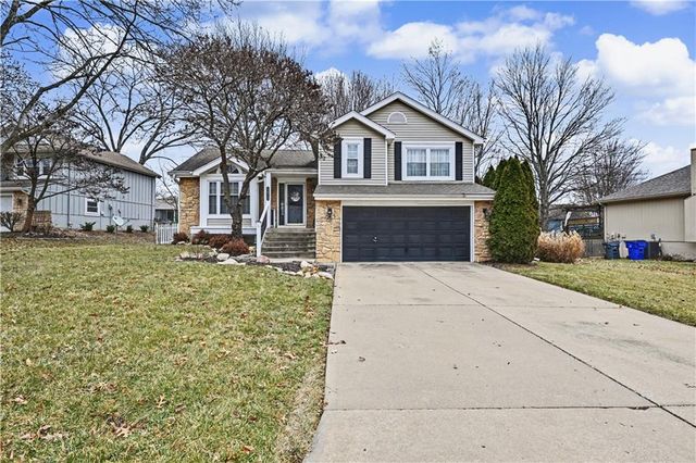 12313 S Mullen Court, Olathe, KS 66062