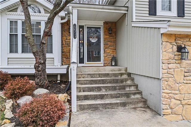 12313 S Mullen Court, Olathe, KS 66062