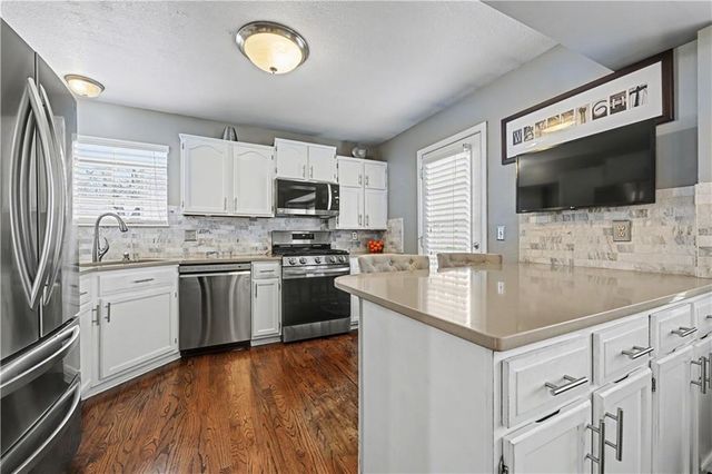 12313 S Mullen Court, Olathe, KS 66062