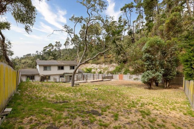 25455 Canada Valley Drive, Carmel, CA 93923