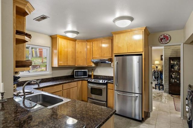 25455 Canada Valley Drive, Carmel, CA 93923