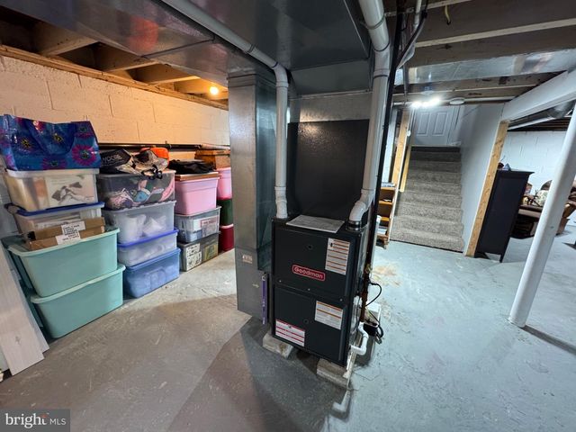 63 W MONTROSE ST, Vineland, NJ 08360