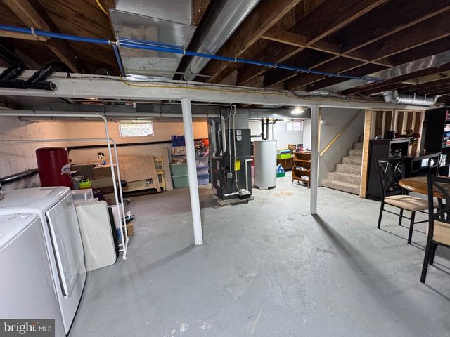 63 W MONTROSE ST, Vineland, NJ 08360