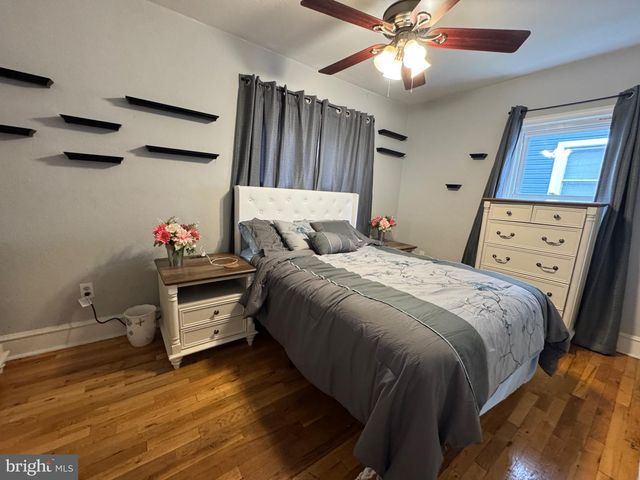 63 W MONTROSE ST, Vineland, NJ 08360
