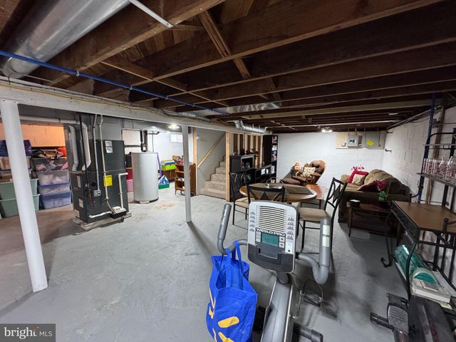 63 W MONTROSE ST, Vineland, NJ 08360