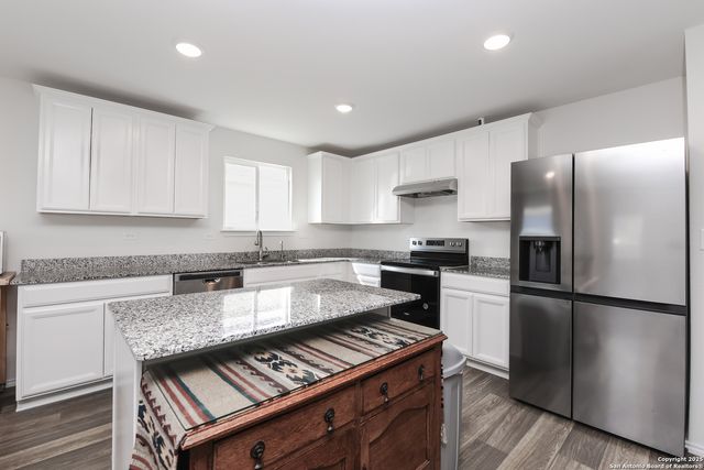 5922 Rolling Glen, San Antonio, TX 78218