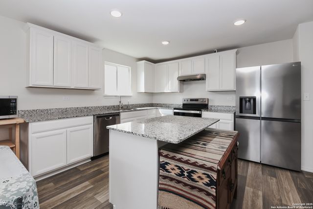 5922 Rolling Glen, San Antonio, TX 78218