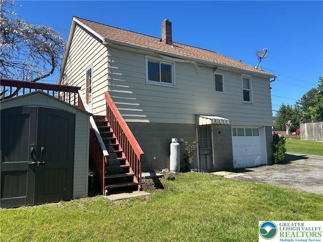 544 Moorestown Drive, Moore Twp, PA 18014