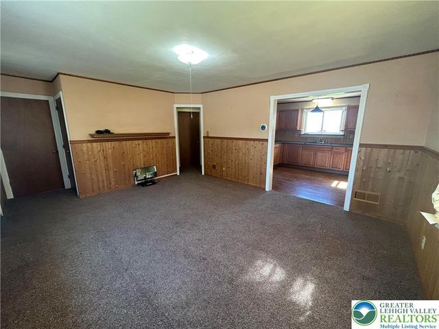 544 Moorestown Drive, Moore Twp, PA 18014