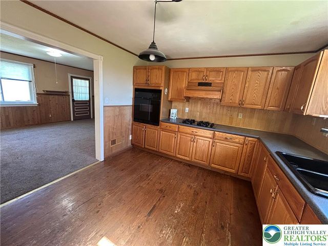 544 Moorestown Drive, Moore Twp, PA 18014