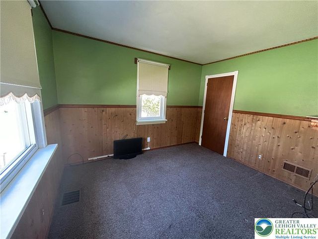544 Moorestown Drive, Moore Twp, PA 18014