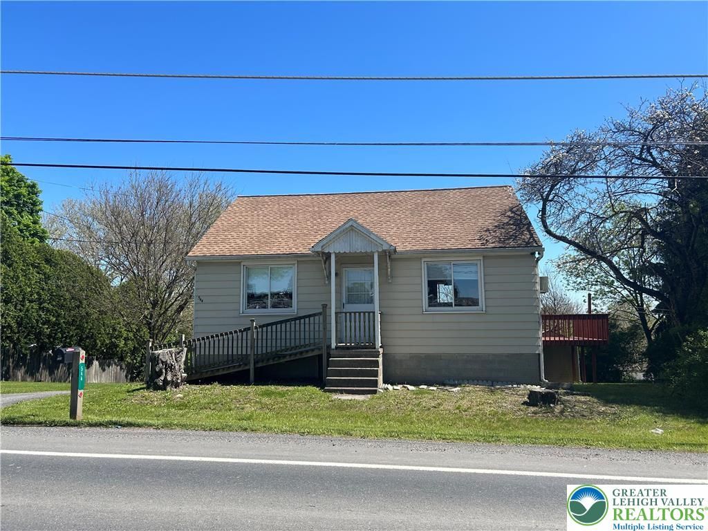 544 Moorestown Drive, Moore Twp, PA 18014