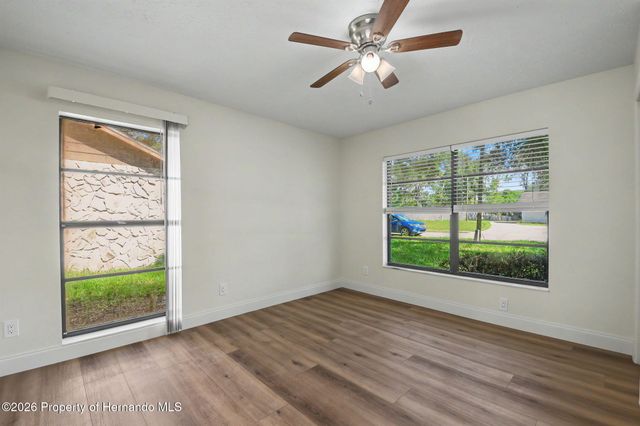 5305 E 127th Avenue, Tampa, FL 33617