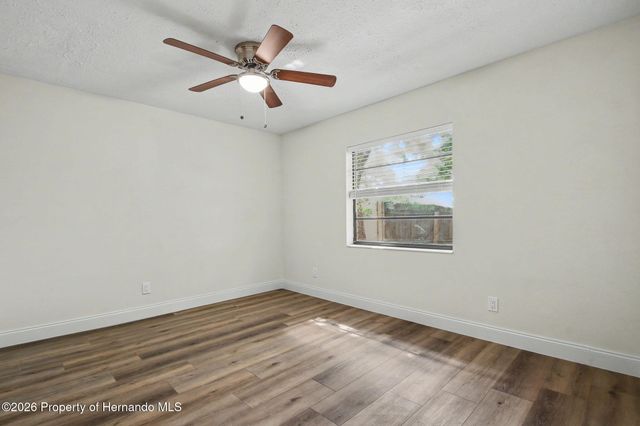 5305 E 127th Avenue, Tampa, FL 33617