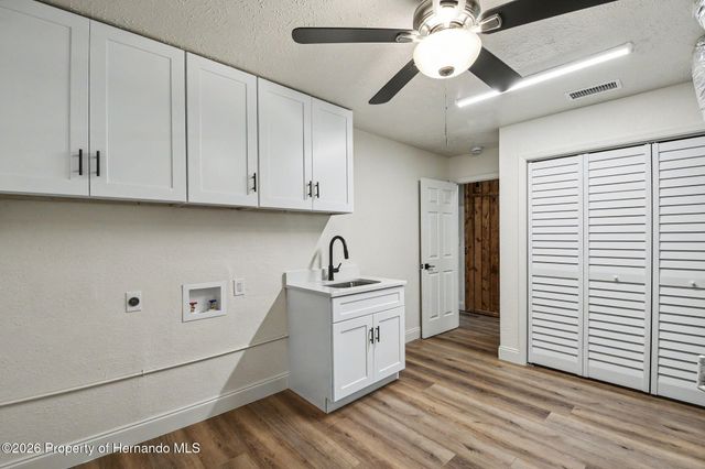 5305 E 127th Avenue, Tampa, FL 33617
