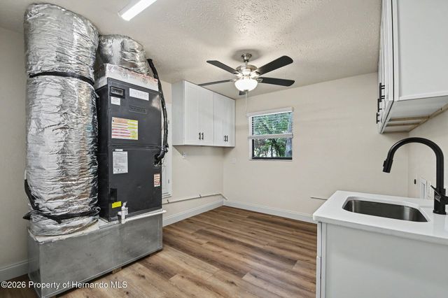 5305 E 127th Avenue, Tampa, FL 33617