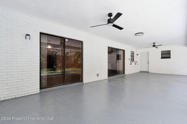 5305 E 127th Avenue, Tampa, FL 33617