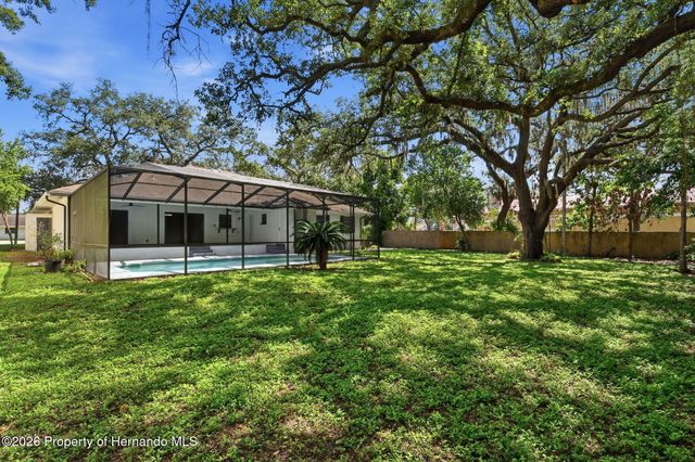 5305 E 127th Avenue, Tampa, FL 33617