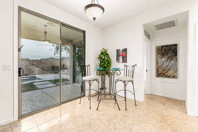 8205 S 23RD Place, Phoenix, AZ 85042