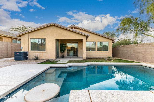 8205 S 23RD Place, Phoenix, AZ 85042